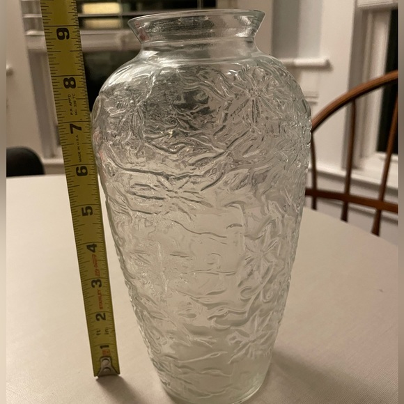 Glass princess house vase - Picture 4 of 5